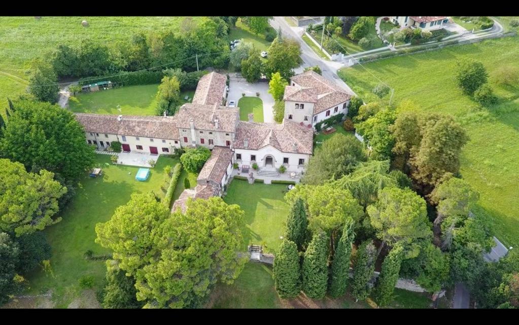 Villa Verecondi Scortecci Colle Umberto  外观 照片